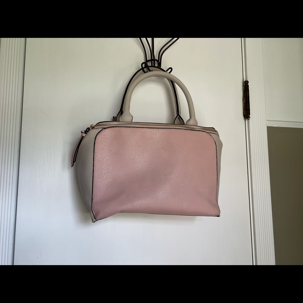 Pink and cream bowling type purse